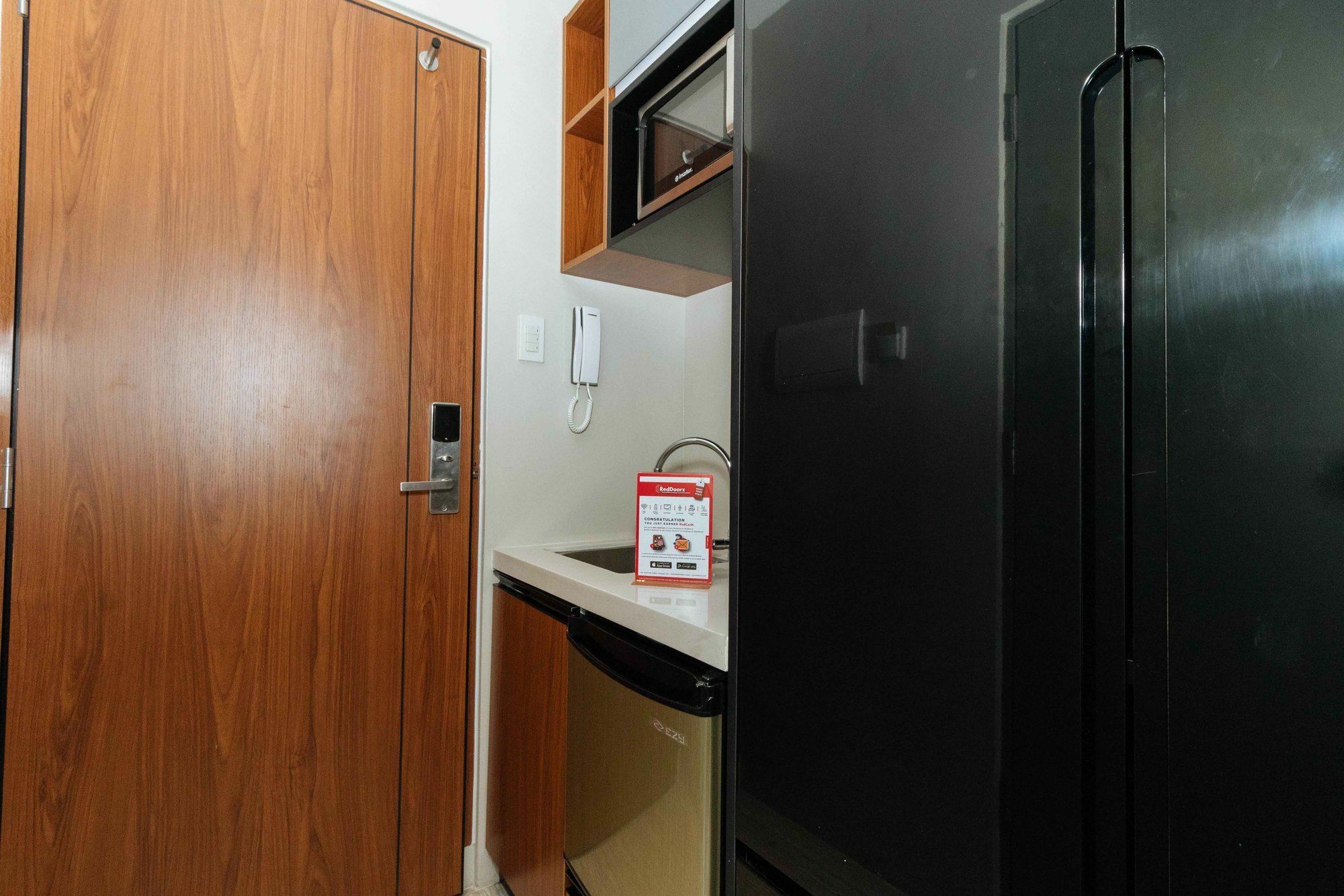 Reddoorz Premium Near Ust Hospital Hotel Manila Exterior photo